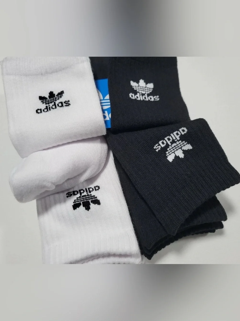 Size M Adidas Originals Trefoil Cushioned Crew Socks 6-Pack White/ Black